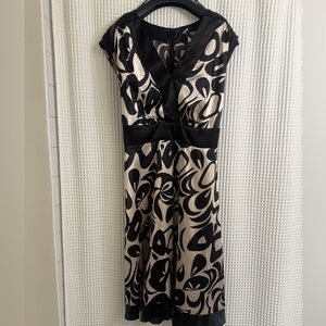 Jessica Howard Black and Cream Floral Midi Dress